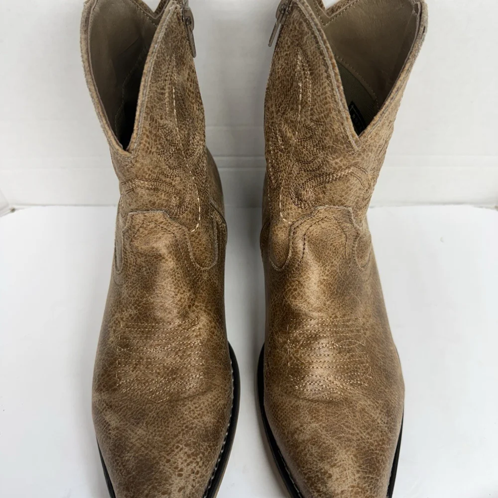 ROPER Women's Distressed Brown Ankle Boots Size 10.5 Style 09-021-1567-2506